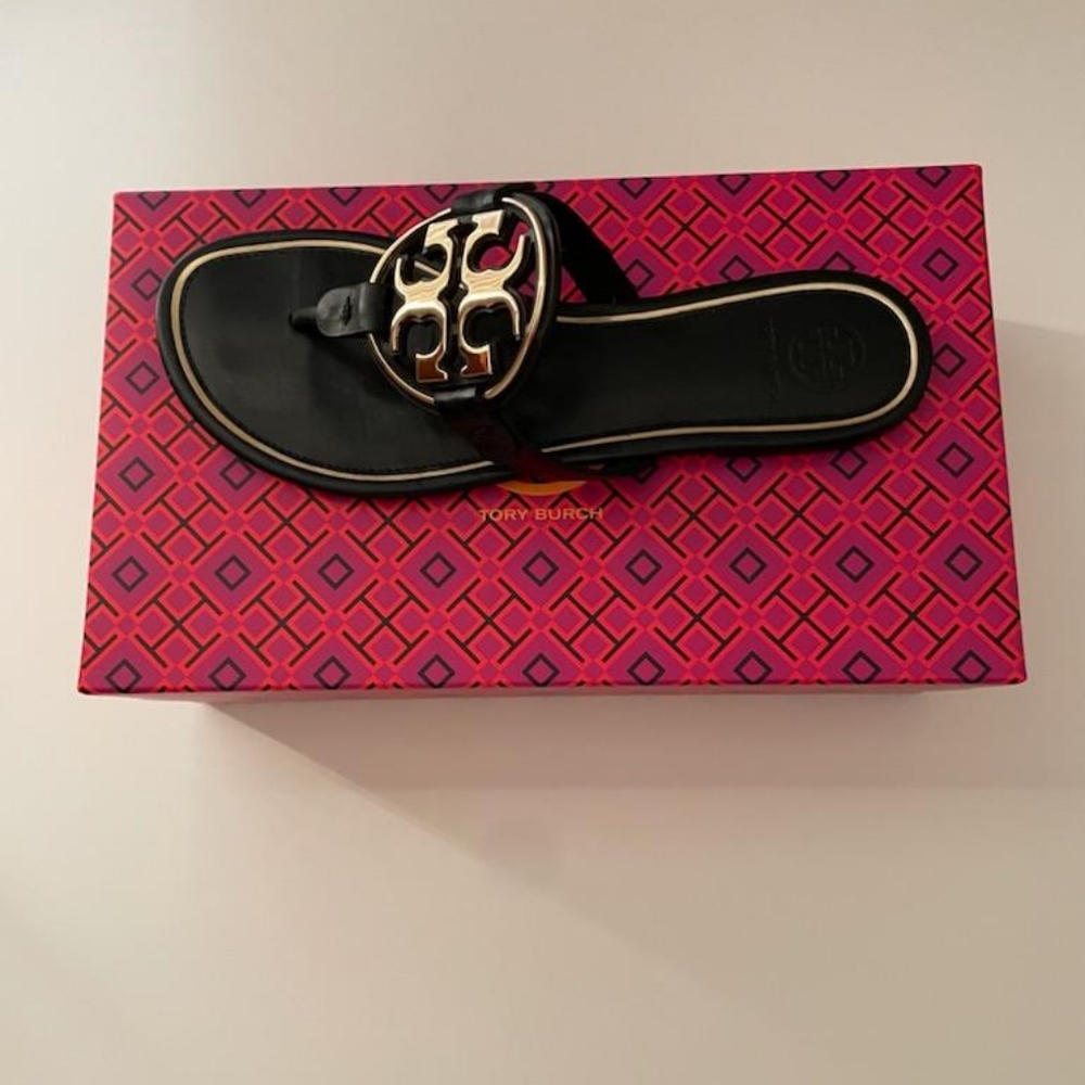 Tory Burch Miller Metal-Logo Sandal Leather.